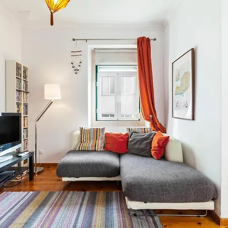 Apartament Beautiful Three Bedroom Duplex Flat In