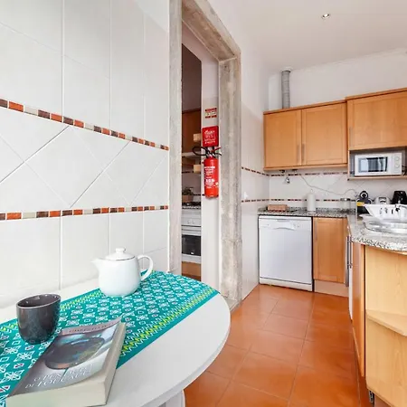 Apartament Beautiful Three Bedroom Duplex Flat In